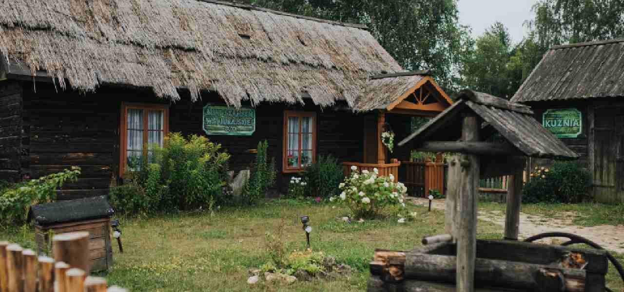 Skansen Wsi Jurajskiej Agroskałka w Żarkach